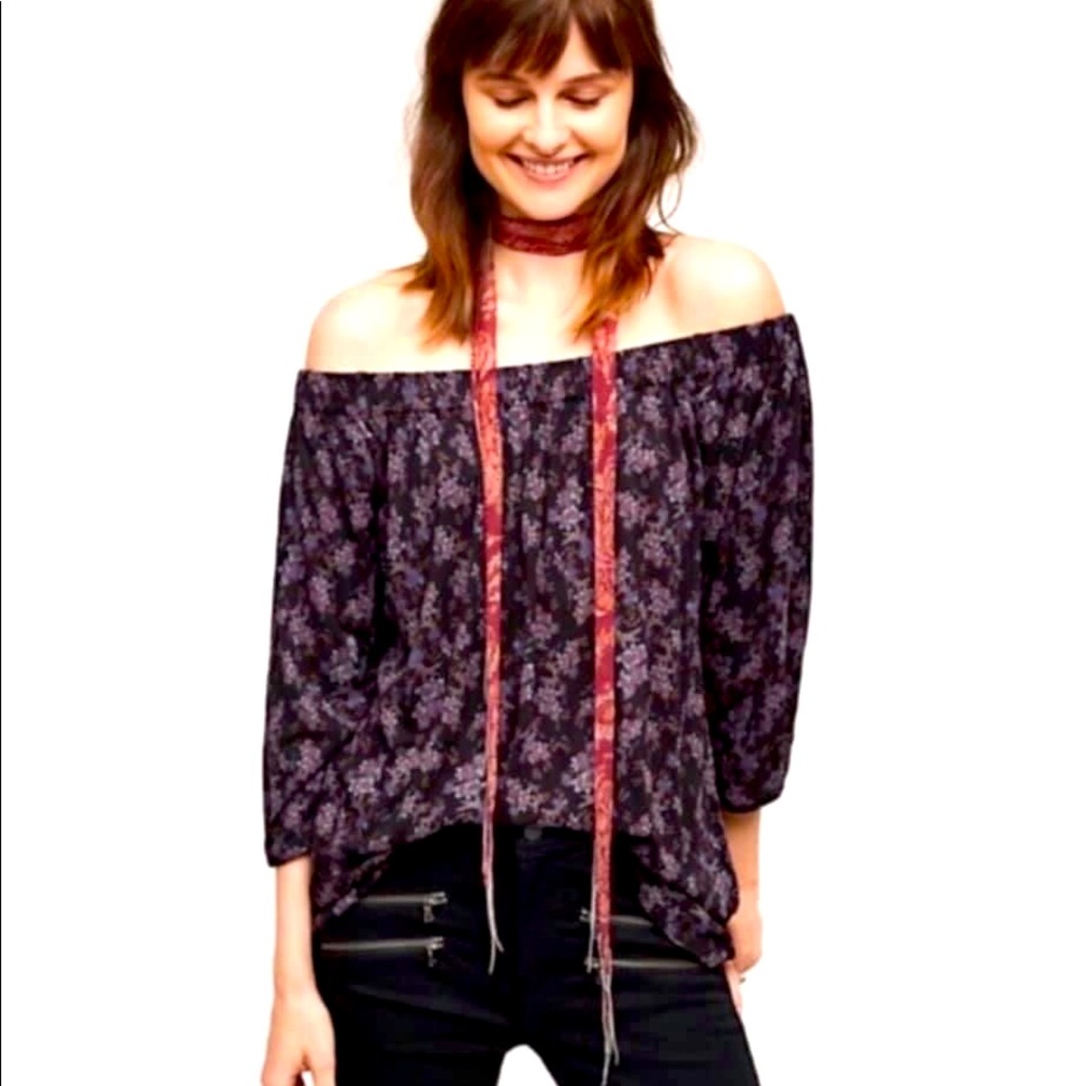Anthro Deletta off shoulder top EUC